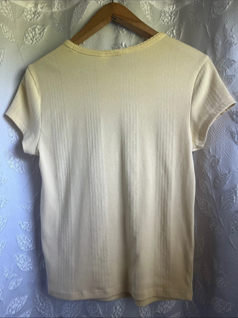 Universal Thread Short-Sleeve Ribbed Crew Tee - Light Yellow - Picture 4 of 4